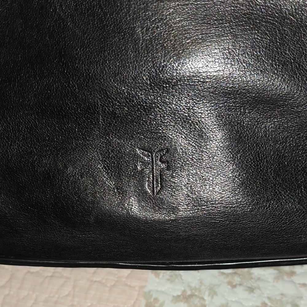 Frye Black Leather Shoulder Bag EUC - Picture 4 of 16